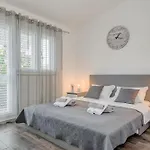 Lit דירה Ražanj