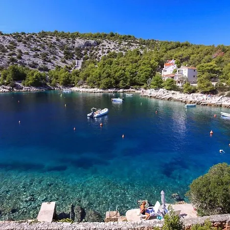 Apartment Lit Razanj